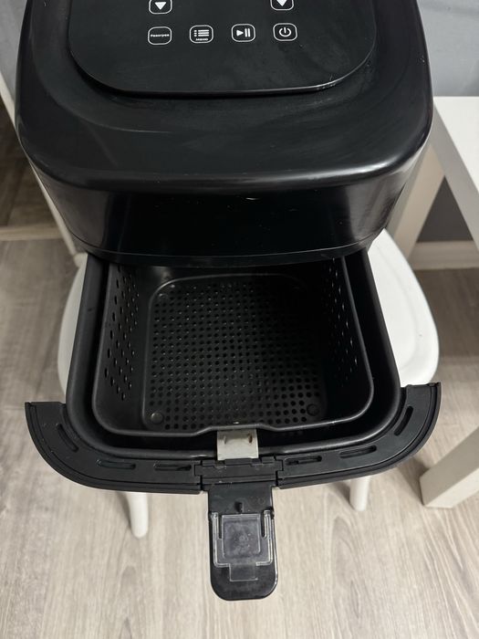 Продам Аэрогриль Kitfort КТ-2215