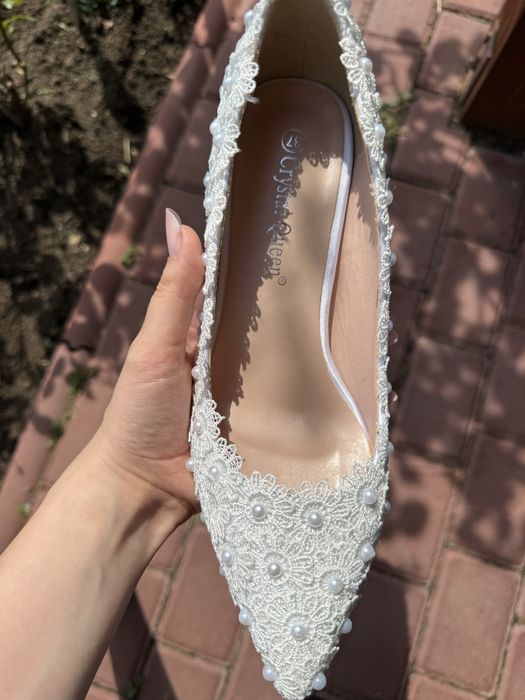 Pantofi de mireasă