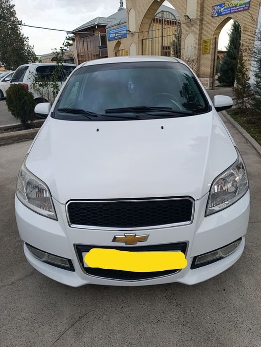 Нексия3 срочно сотилади