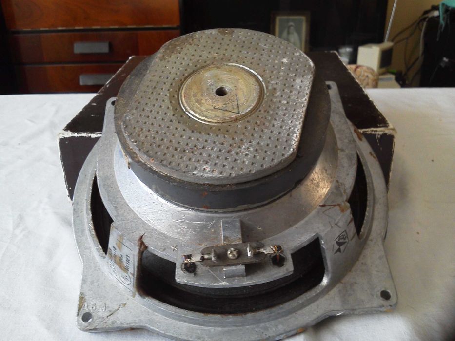 Difuzoare,Boxe PC, Subwoofer ,Boxa M Khastan Casti  rezistemte la Apa.