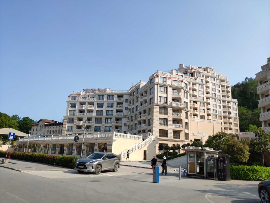 СОБСТВЕНИК дава под наем двустаен апартамент във Varna South Bay - Аспарухово