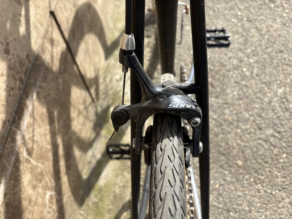 Bicicletă unicat, făcută la comandă — cadru oțel, 8 viteze