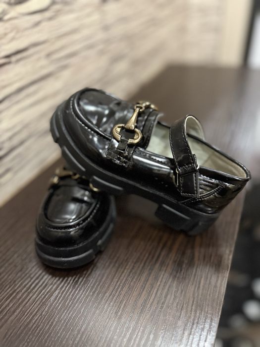 Продаются Детские Лоферы