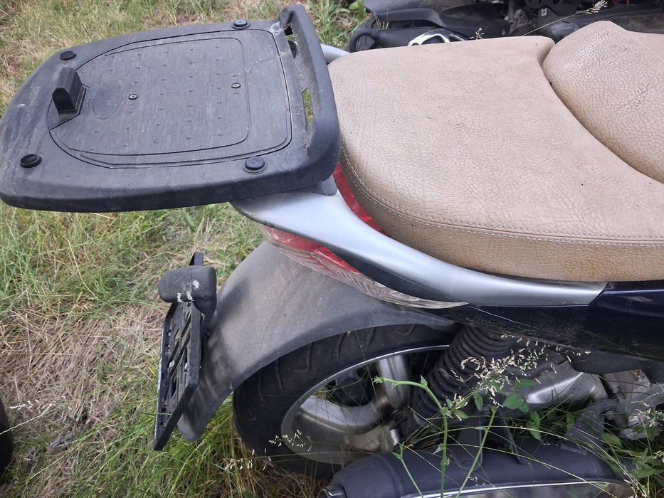 Стойки-багажници за Vespa LX,S. Aprilia scarabeo. Kymco people. Piaggio nrg.