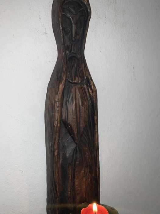 Suport de lumanare din lemn sculptat pt perete