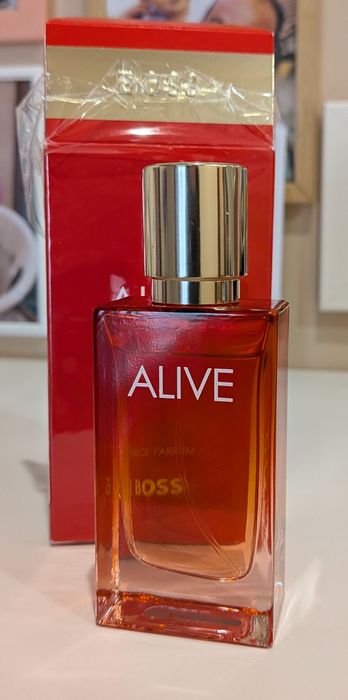 Rochas, Boss, Paco Rabanne - 25 E