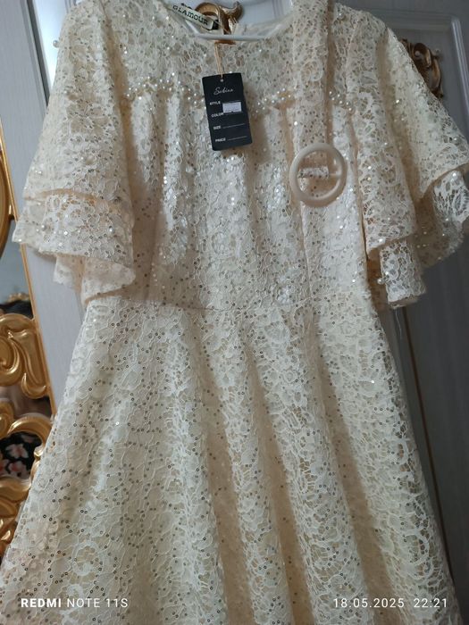 Ko'ylak yangi  turkiya mahsuloti 40 razmeri