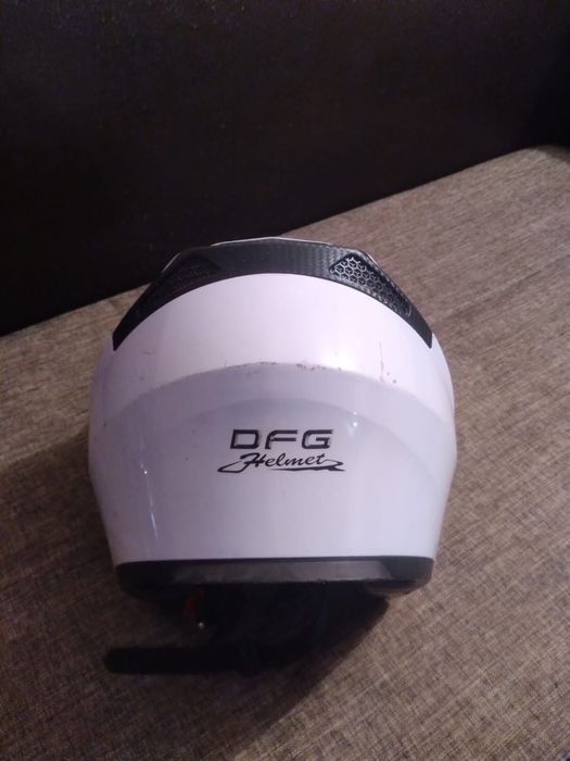 Продам 2 Шлема на скутер