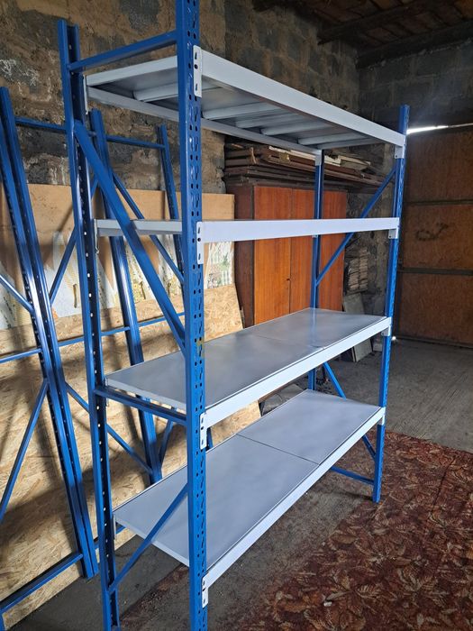 Продам стеллажи, полки, витрины