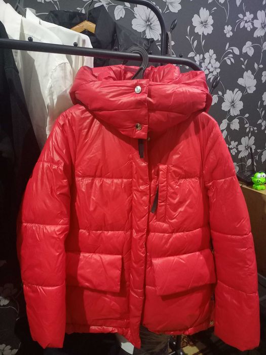 НЕДОРОГО!Куртка 46р зимняя женская