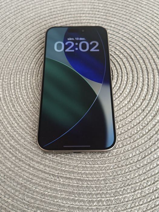 iPhone 15 Pro Natural Titanium 256 Gb!