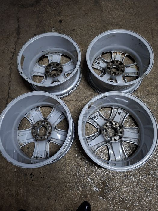 Оригинал диск сатылады R17.