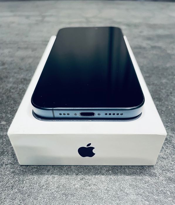 iPhone 15 Pro, 256 ГБ, SIM + eSIM
