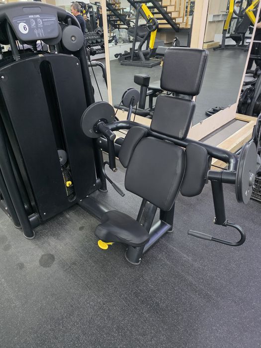 Тренажёры на бицепс и трицепс