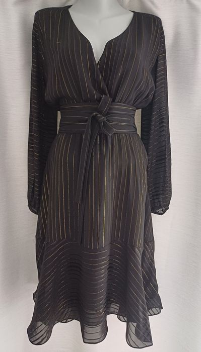 Massimo Dutti елегантна черна рокля, размер 40