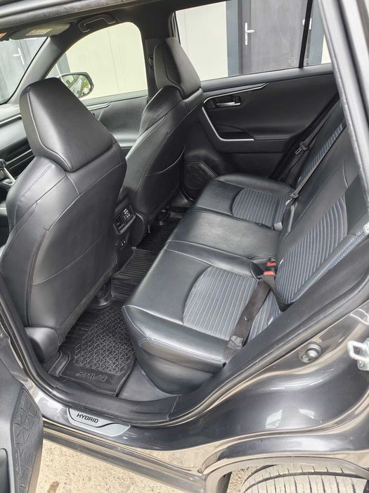 TOYOTA RAV4 2019 — imagine 5