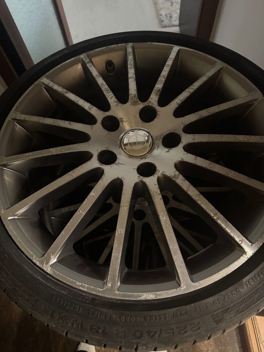 Roți BMW 225/40. R18