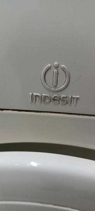 Продам стиральную машину