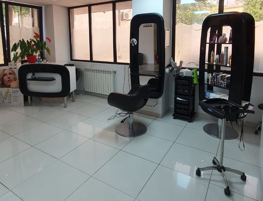 Mobilier salon înfrumusețare / Coafor