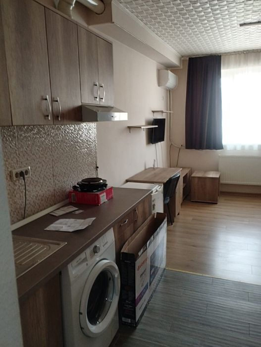 Proprietar închiriez garsoniera