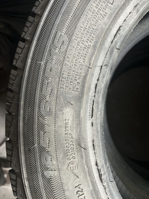 Продам зимние шины 195/65/15