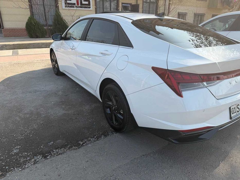 Hyundai Elantra Elegance Plus 1.6. 2022  пробег 46 000