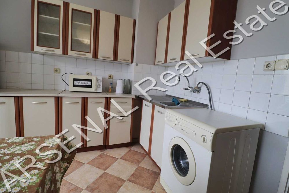 Дава се под наем Двустаен апартамент в София, Зона Б-5 - 78 кв.м за 498.27 € - Снимка #1