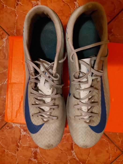 Ghete de fotbal nike mercurial cu crampoane de fier