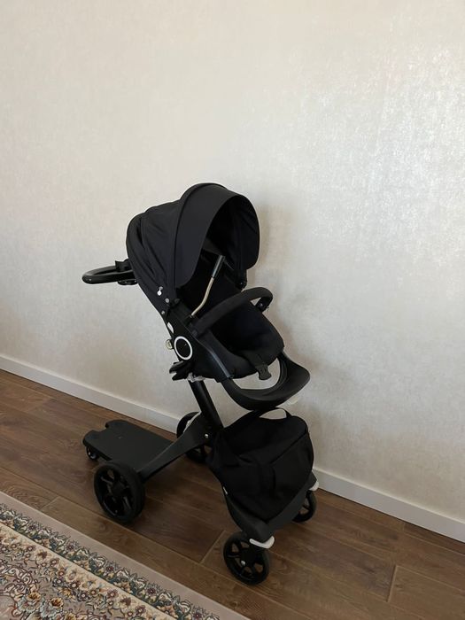 Коляска детское STOKKE
