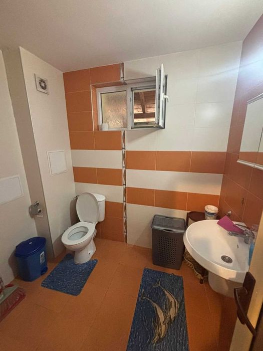 Дава се под наем Двустаен апартамент в Бургас, Център - 67 кв.м за 459 € - Снимка #5