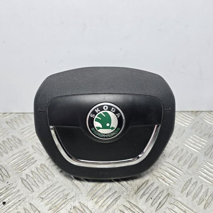 Airbag volan cu o mufa Skoda Octavia 2 facelift