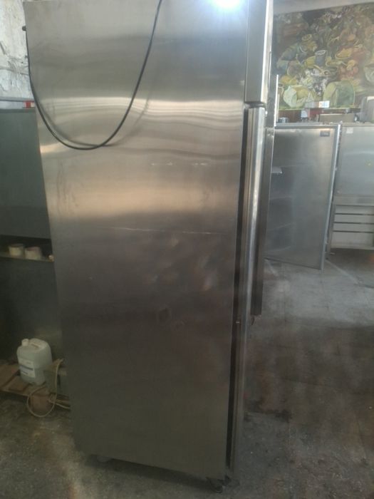 Хладилник фостер професионален