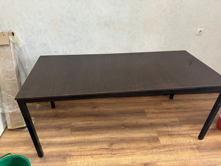 Продам  стол стол