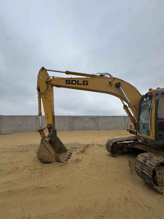 экскаватор гусеничный