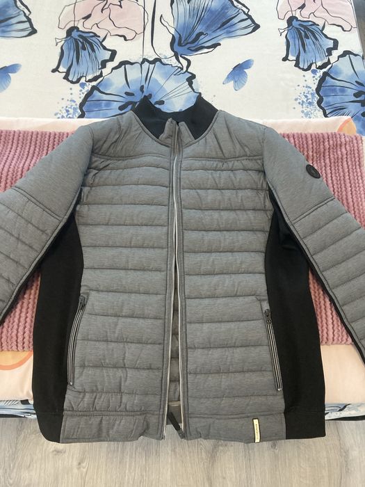 Vand geaca Silver Creek noua, nepurtata