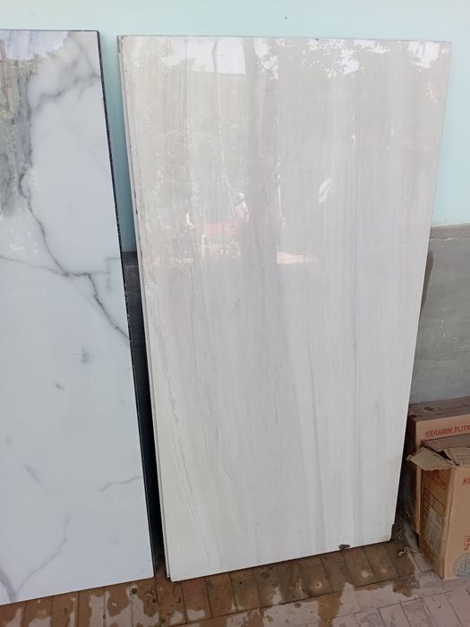 Кафел сотилади 120/60