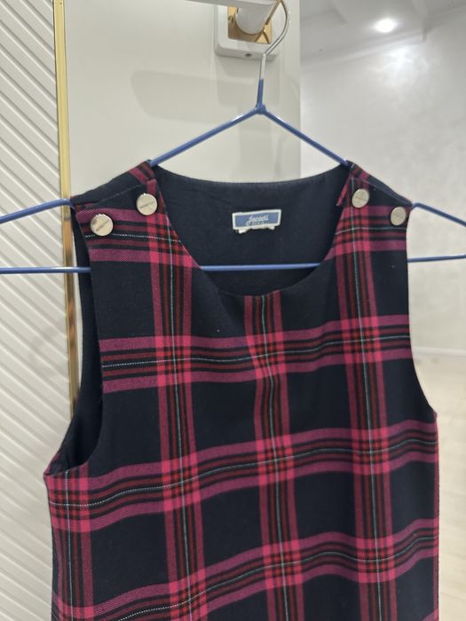 Продам сарафан на девочку