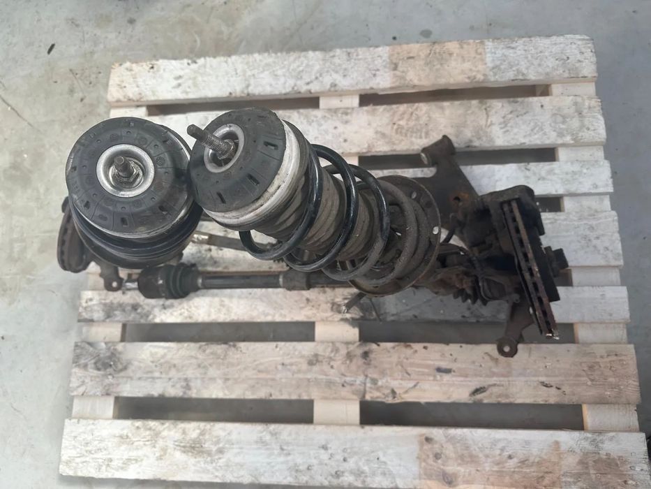 amortizoare / arcuri amortizoare / disc frana / bascula / planetare / suport etrier - dreapta /