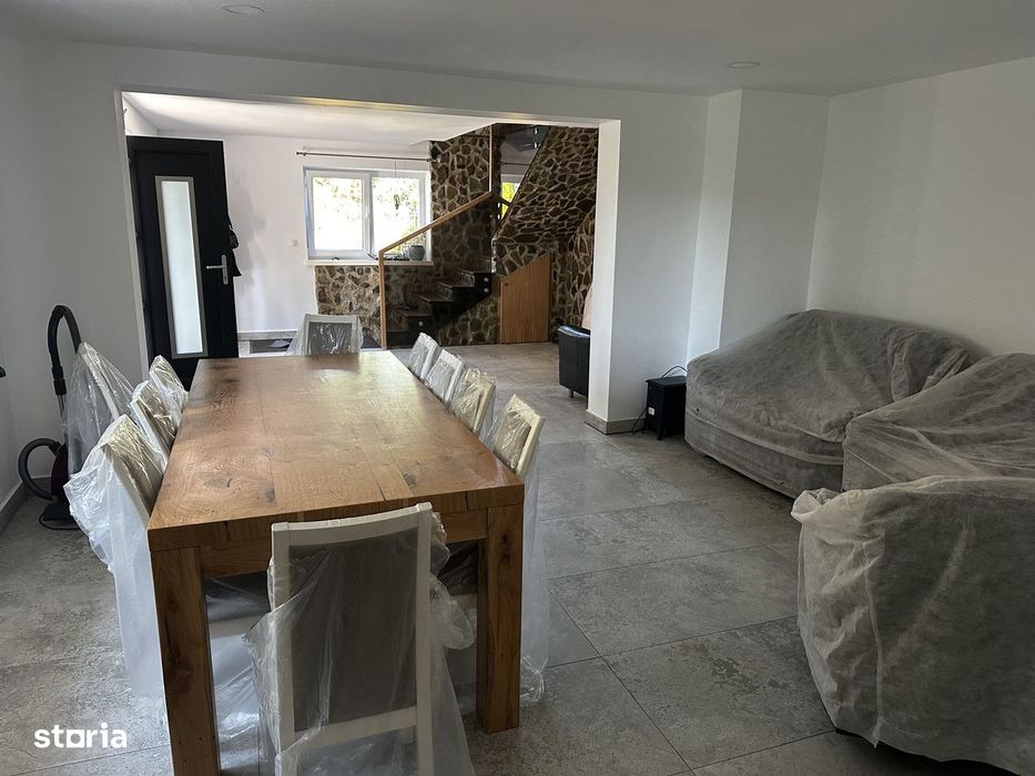 Casa si gradina generoasă aproape de Colibița (potențial Airbnb)