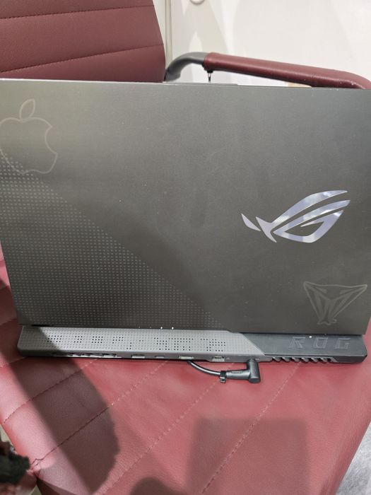 Ноутбук ASUS Rog Strix