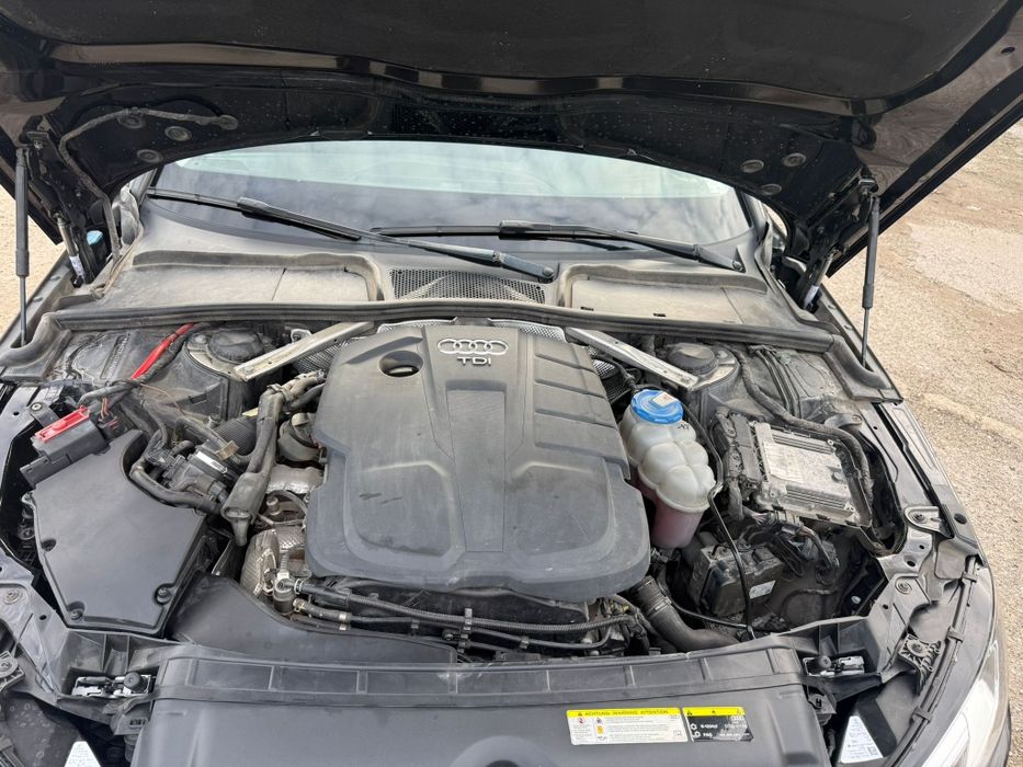 Продавам Ауди A4 Digital Cockpit