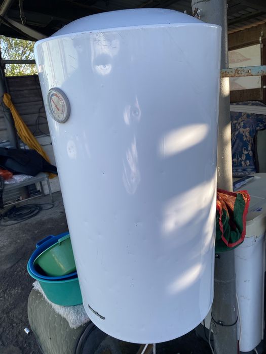 Продам бойлер накопительный водонагреватель