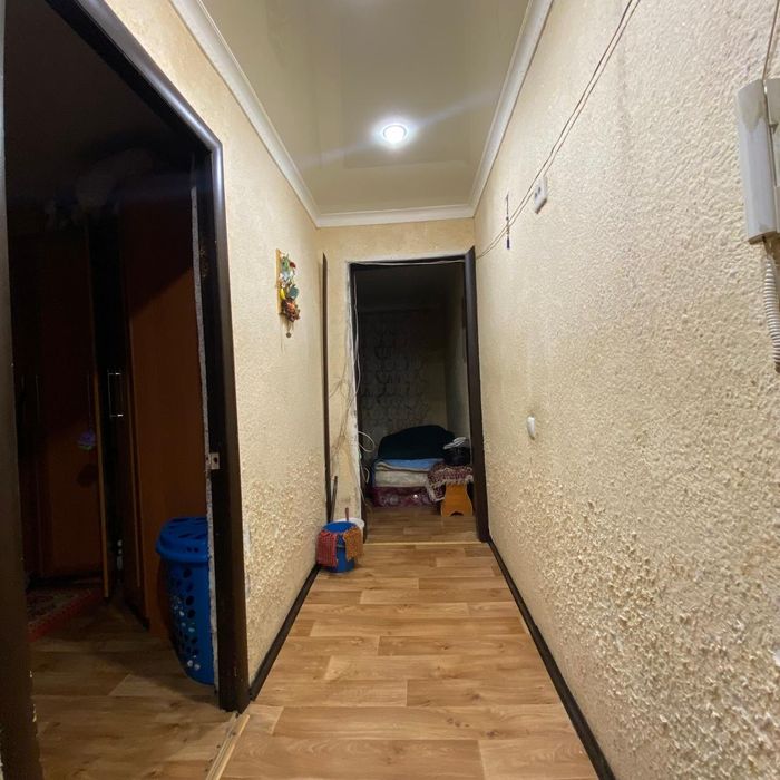Продам 2 комн.кв, 1/5, возле 6 школы