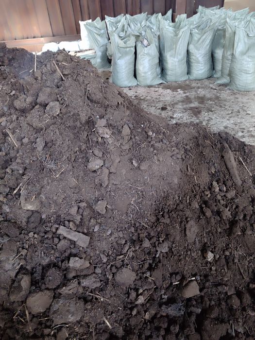 Чернозем и перегной  в мешках!