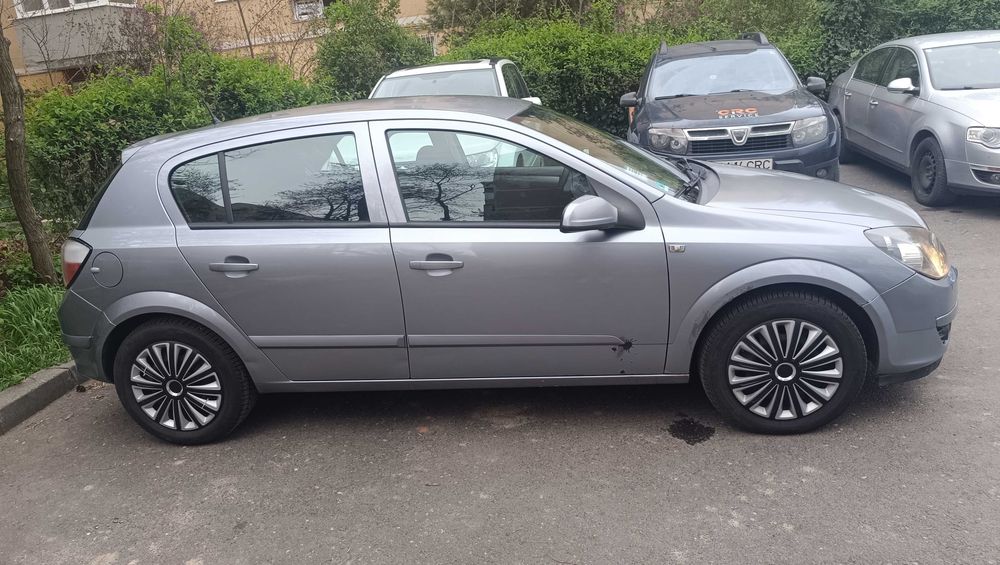 OPEL Astra 2005 — imagine 9