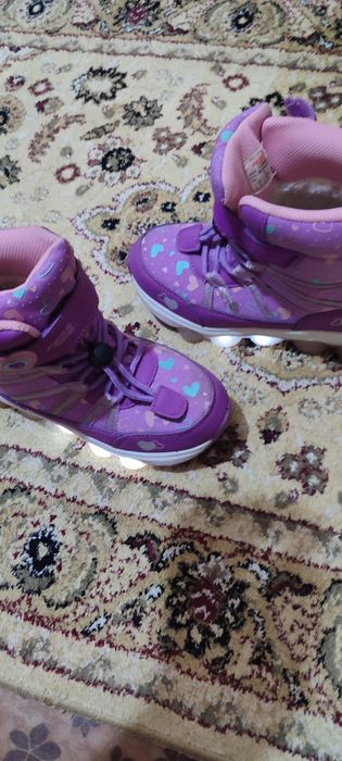 Сапоги зимние для девочки.