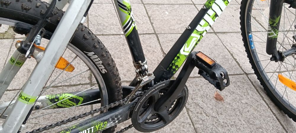 Продавам алуминиев велосипед  Scott 26 цола,L