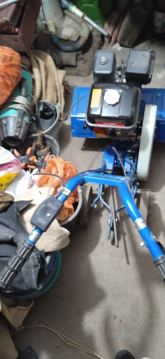 Мотоблок " Крот " Продам.