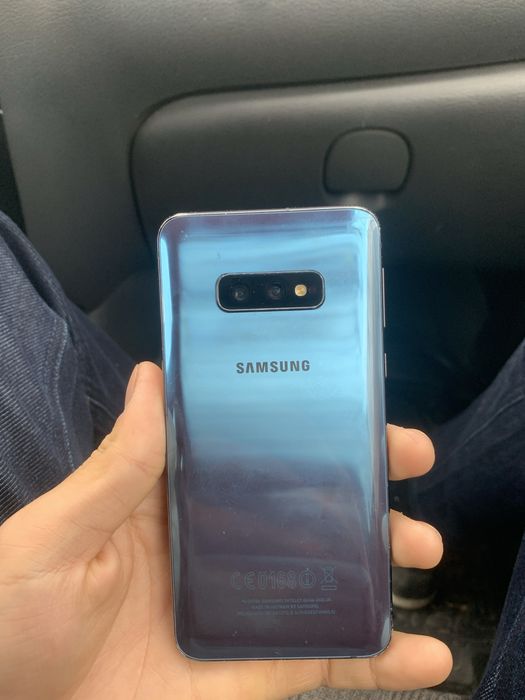 Samsung s10e 6/128