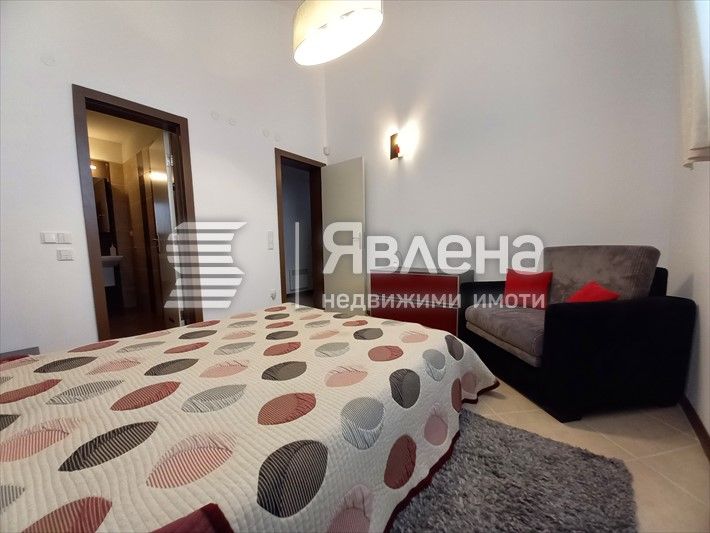 Дава се под наем Тристаен апартамент в с. Лозенец, Област Бургас - 111 кв.м за 3000 € - Снимка #9